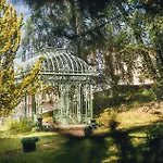 Готель Zamek - The Old Yard