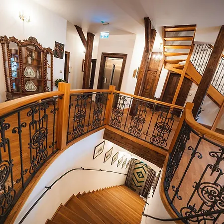 Zamek Rychvald - The Old Yard Rychvald Hotel 4*