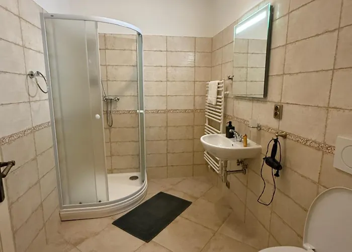 Hotell Zamek - The Old Yard Rychvald